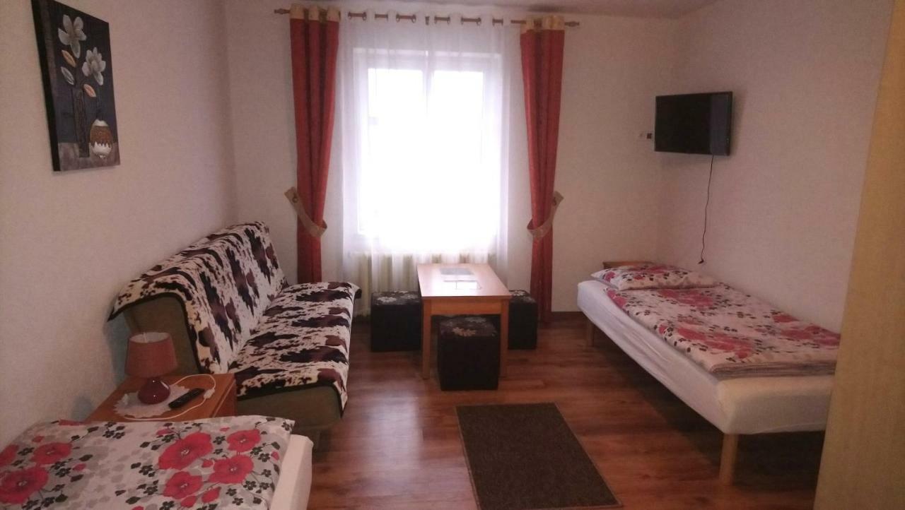 Goscinne Straznica Alloggio per agriturismo Jarosławiec